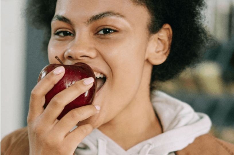 Woman smiling with healthy teeth